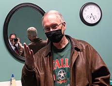 Still wearing his mask, J.B. Kaufman arrived in Topeka, traveling for Wichits, Kansas, to intoduce films onstage and to lecture at the 2022 KSFF Cinema-Dinner.